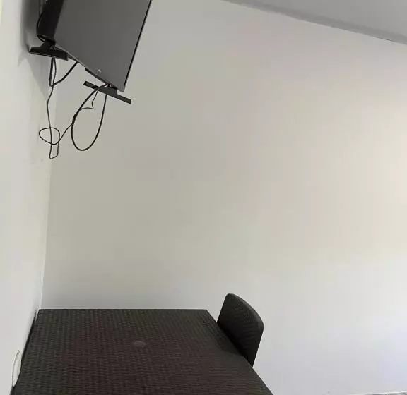 Majatalo Providence Paradise