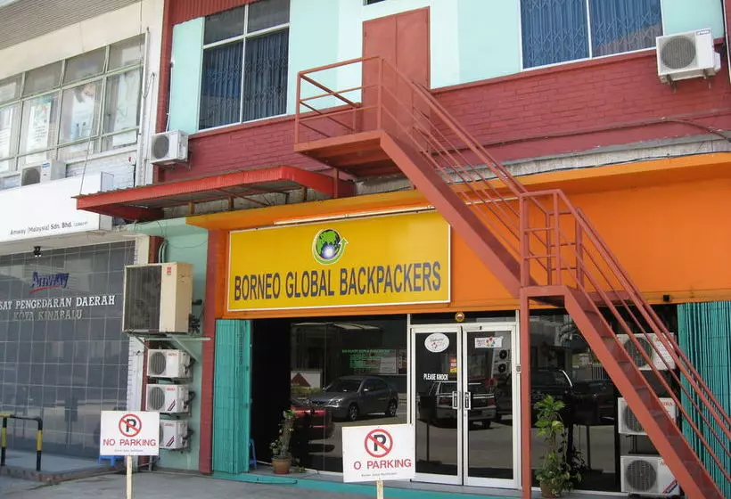 Schronisko Borneo Global Backpackers