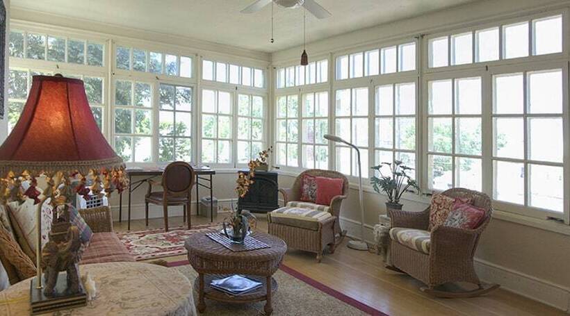 Alexander Mansion Bed & Breakfast