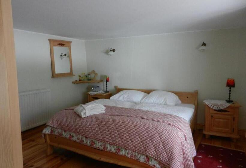 Armidale Cottages B&b