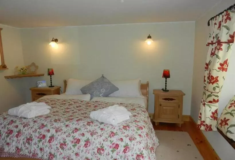 Armidale Cottages B&b