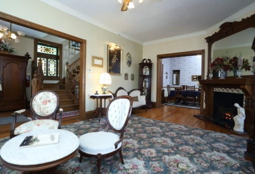 Beauclaires Bed & Breakfast