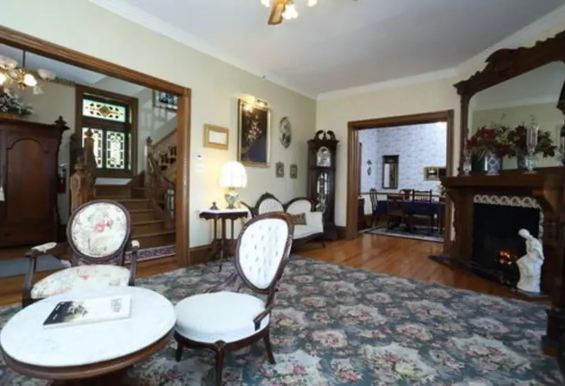 Beauclaires Bed & Breakfast