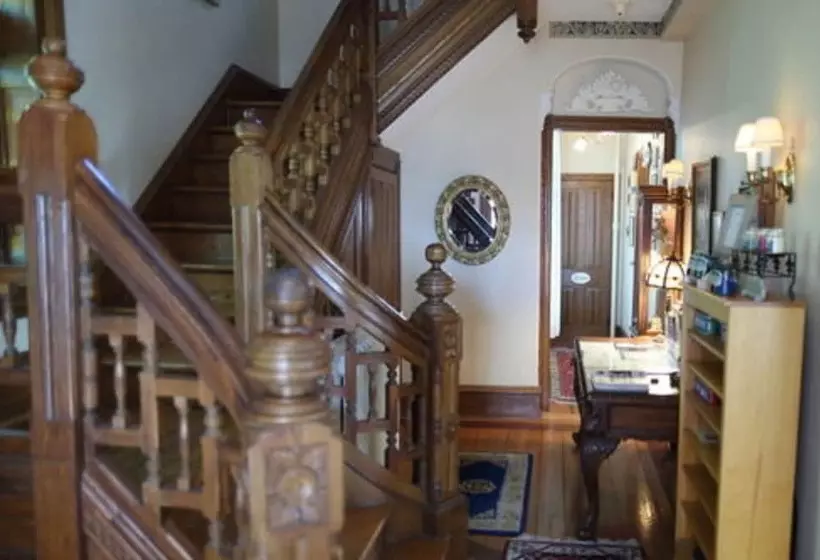 Beauclaires Bed & Breakfast