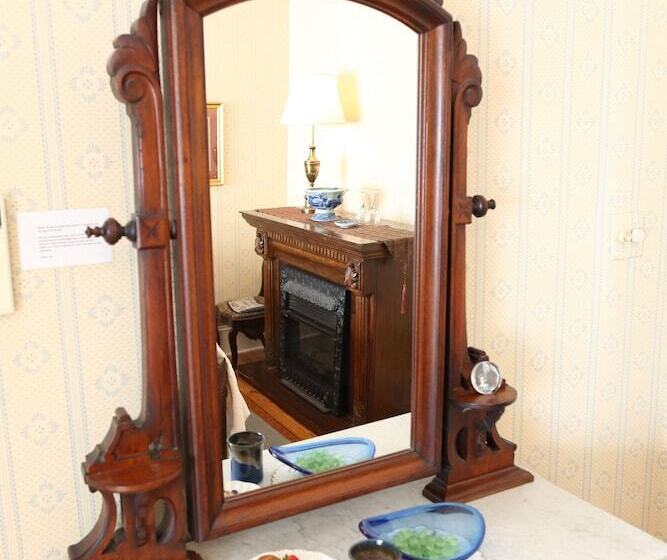 Beauclaires Bed & Breakfast