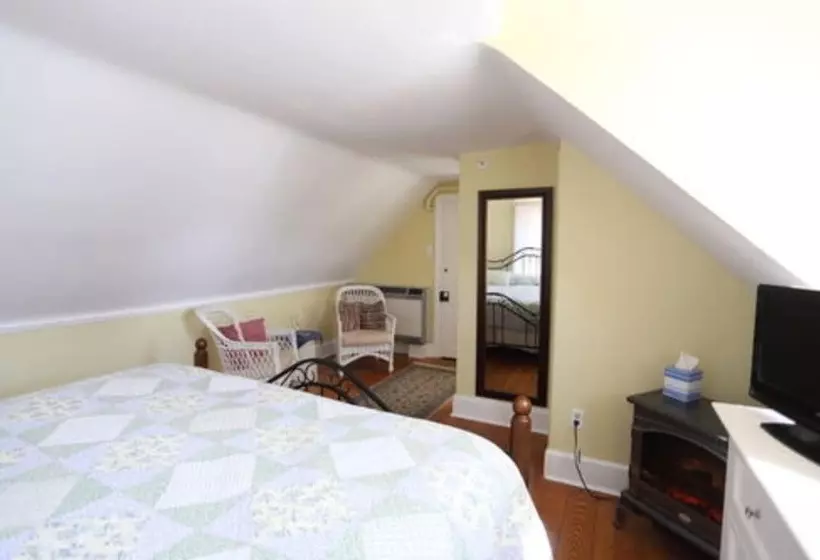 Beauclaires Bed & Breakfast