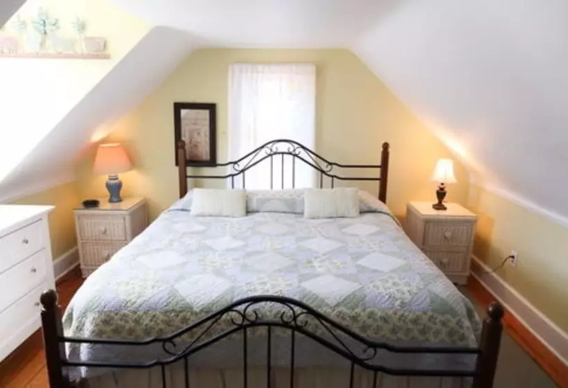 Beauclaires Bed & Breakfast