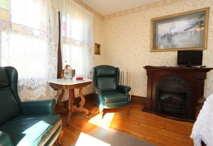 Beauclaires Bed & Breakfast