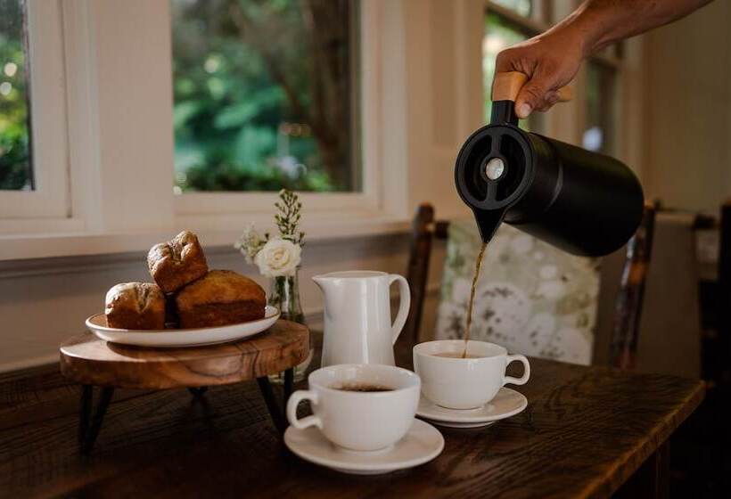 مبيت وإفطار Beechwood Inn