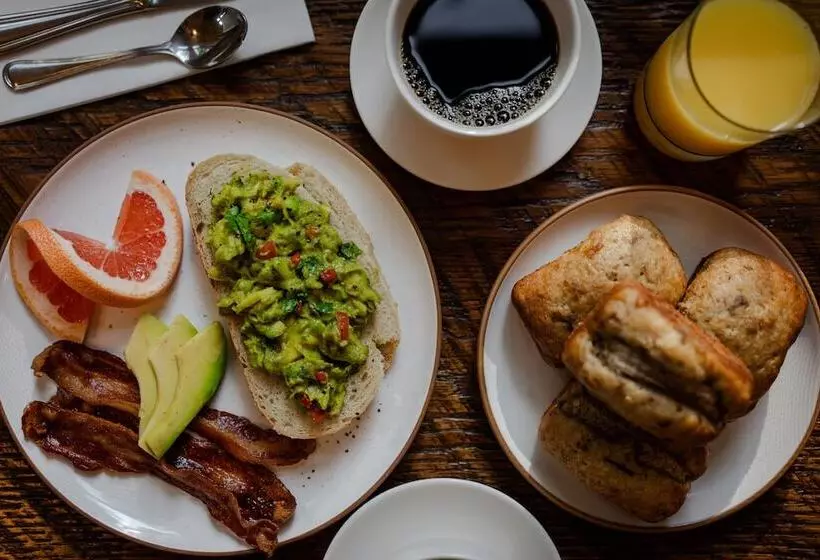 ベッドアンドブレックファースト Beechwood Inn