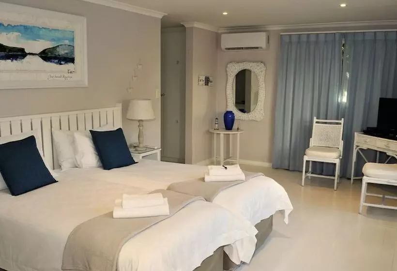 ベッドアンドブレックファースト Brenton Beach House