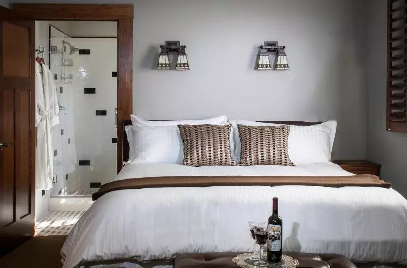 住宿加早餐  Calistoga Wine Way Inn