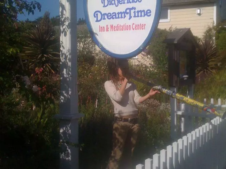 ベッドアンドブレックファースト Didjeridoo Dreamtime Inn