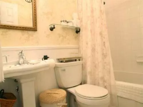 Bed and Breakfast The Shearwater Inn