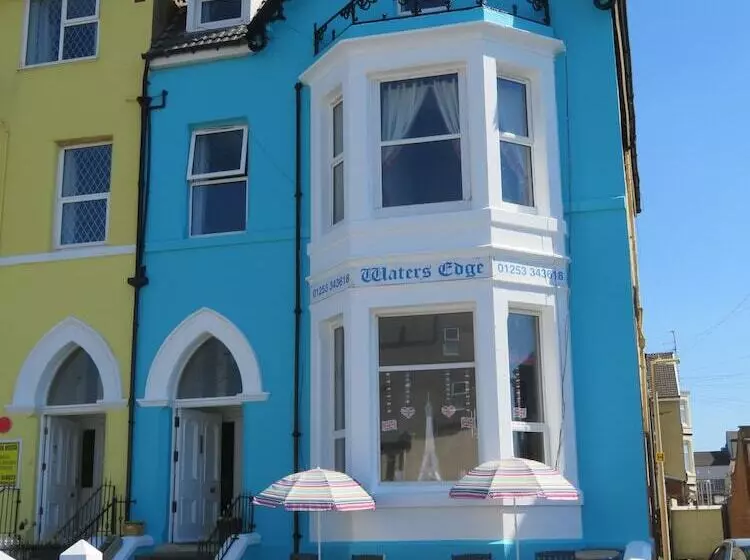 ベッドアンドブレックファースト Waters Edge