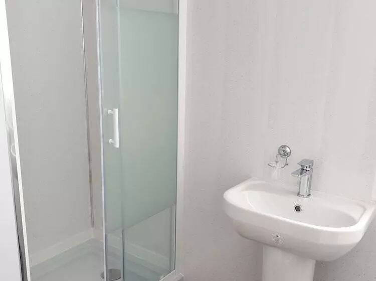 ベッドアンドブレックファースト Waters Edge