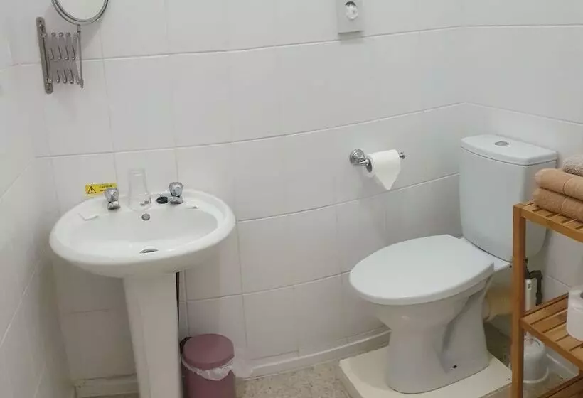 ベッドアンドブレックファースト Waters Edge