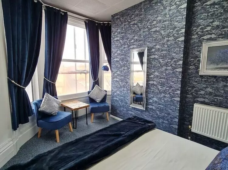 ベッドアンドブレックファースト Waters Edge