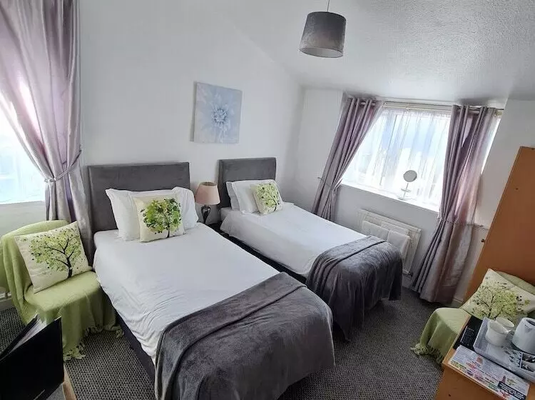 ベッドアンドブレックファースト Waters Edge