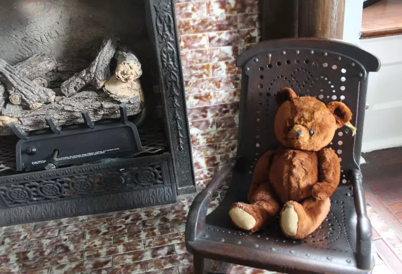 Bisland House Bed And Breakfast