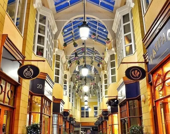 Castle View Bed And Breakfast