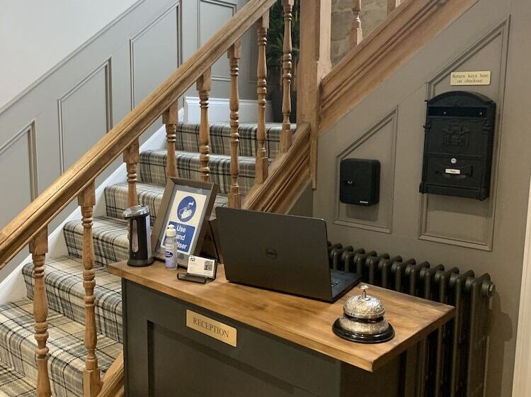 Castle View Bed And Breakfast