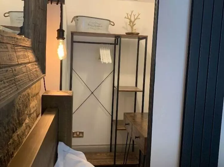 Castle View Bed And Breakfast