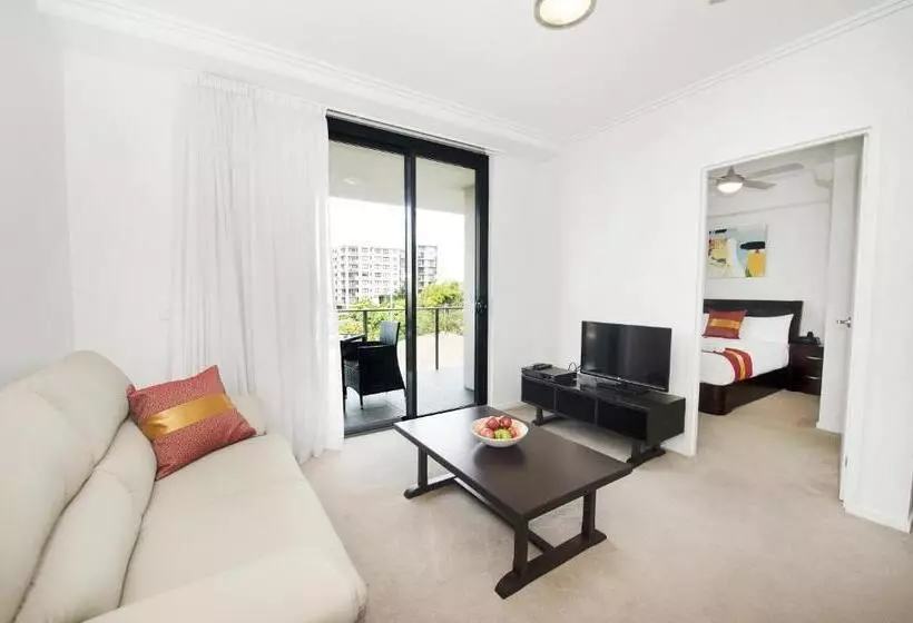 Gladstone City Central Apartment Hotel Official