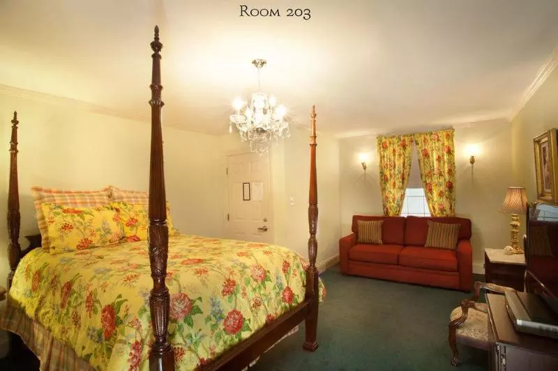 Hotelli 17hundred90 Inn And Restaurant