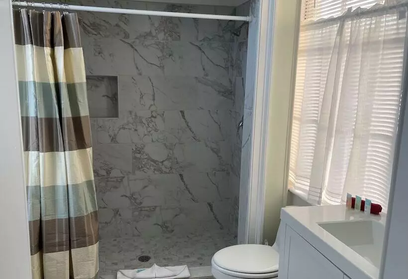 Hotelli 17hundred90 Inn And Restaurant