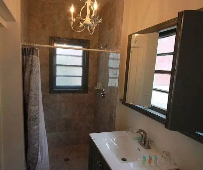 Hotelli 17hundred90 Inn And Restaurant