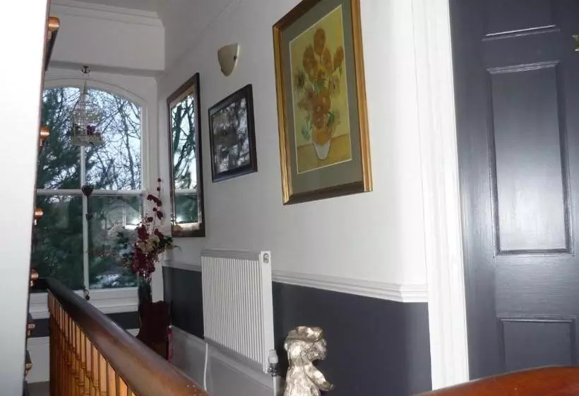 Hotell Alpine Lodge Guest House