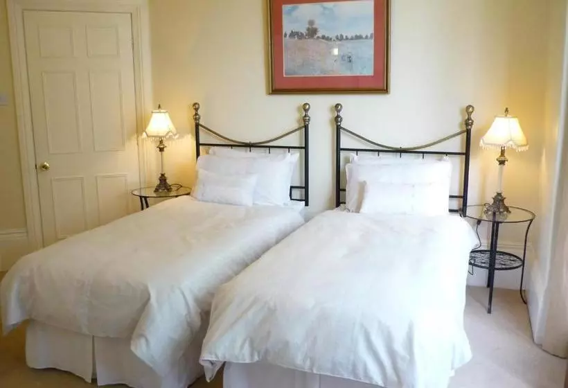 Hotell Alpine Lodge Guest House