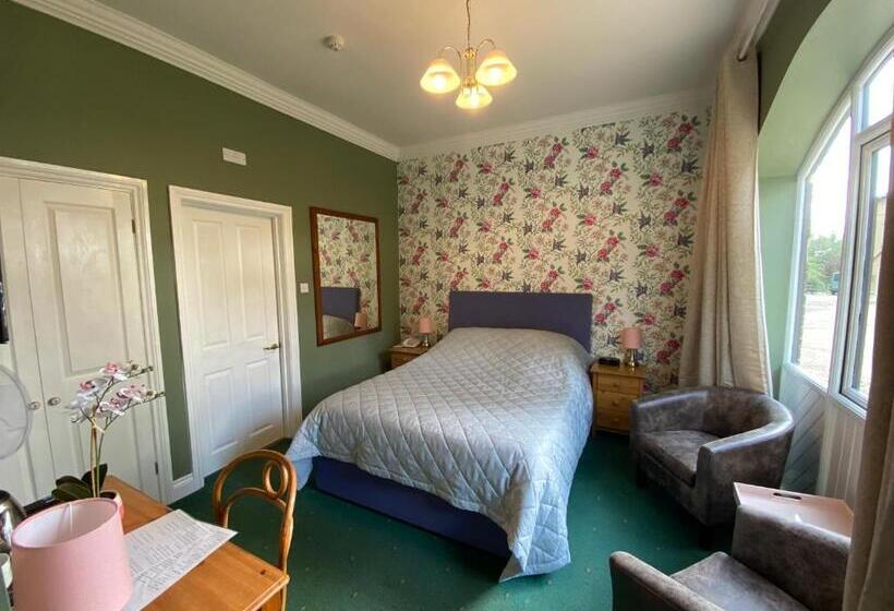 ホテル Broom Hall Country