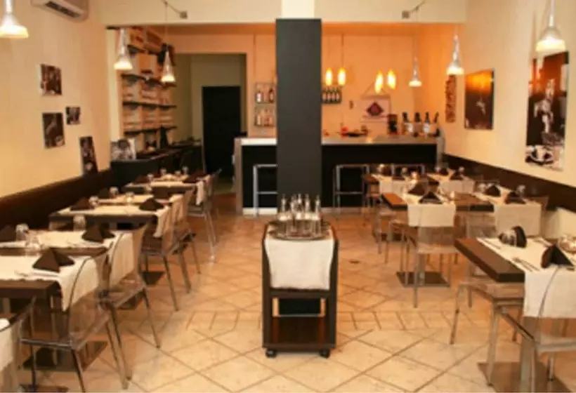 هتل Cruz Bay Boutique