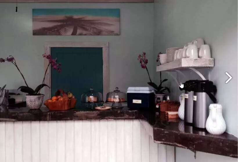 هتل Cruz Bay Boutique