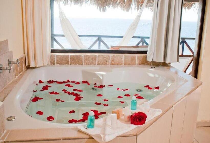 ホテル Grandmare & Bungalows