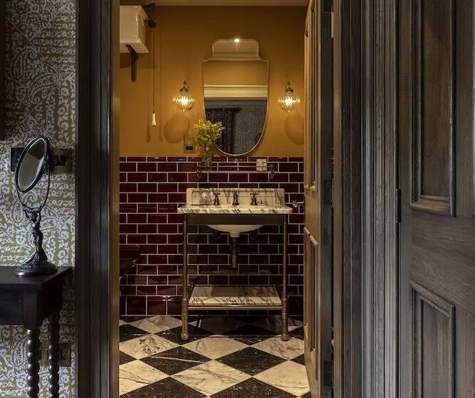 Отель Kildrummy Inn