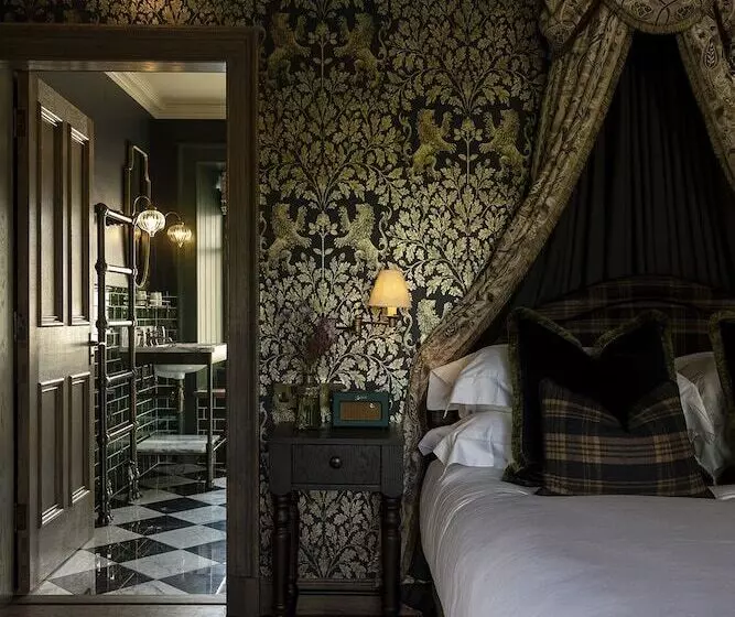 Отель Kildrummy Inn