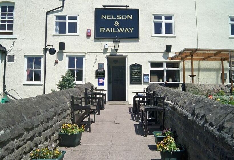 Hotel Nelson And Railway Inn