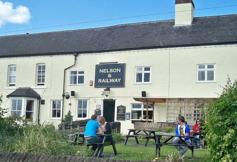 Hotel Nelson And Railway Inn