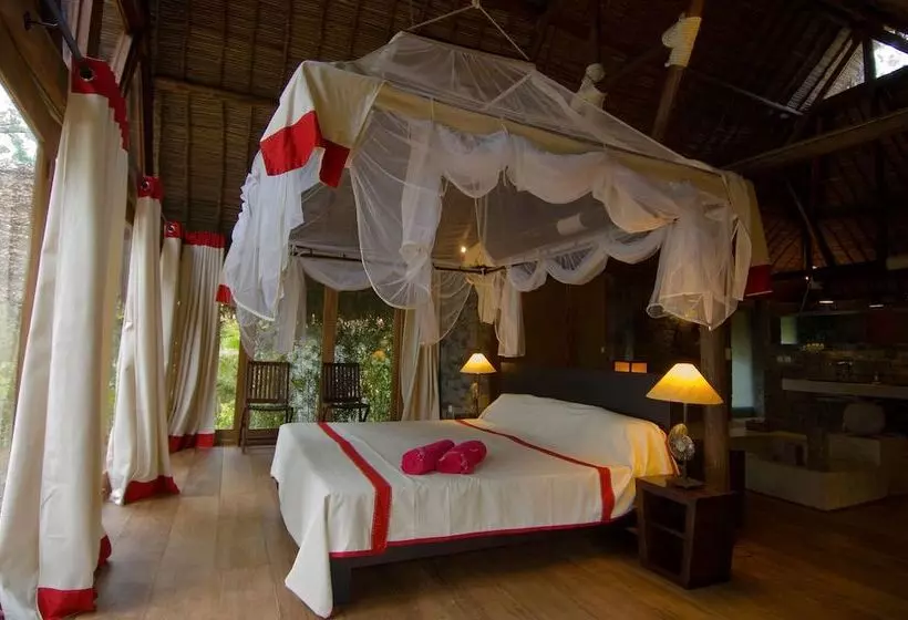 هتل Princesse Bora Lodge & Spa