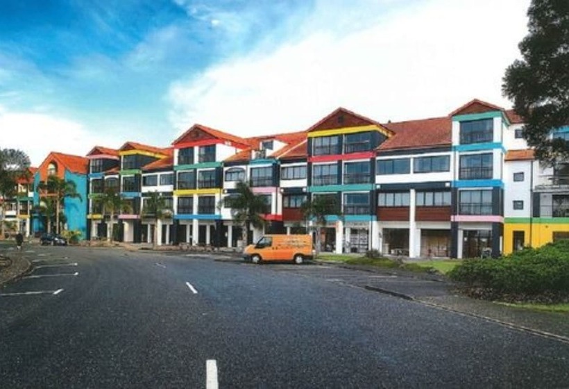 Quality Hotel Oceans Tutukaka