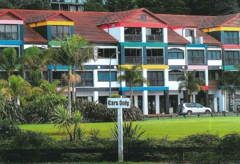Quality Hotel Oceans Tutukaka