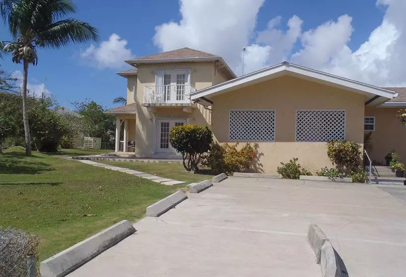 هتل Spotts Beach Houses