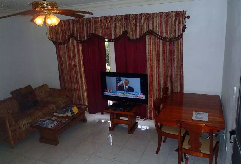 هتل Spotts Beach Houses