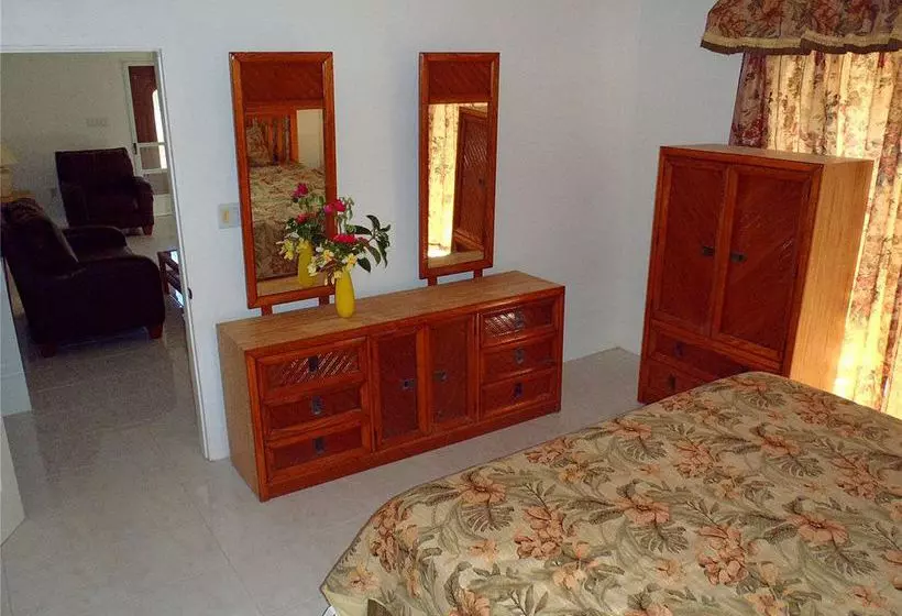 هتل Spotts Beach Houses