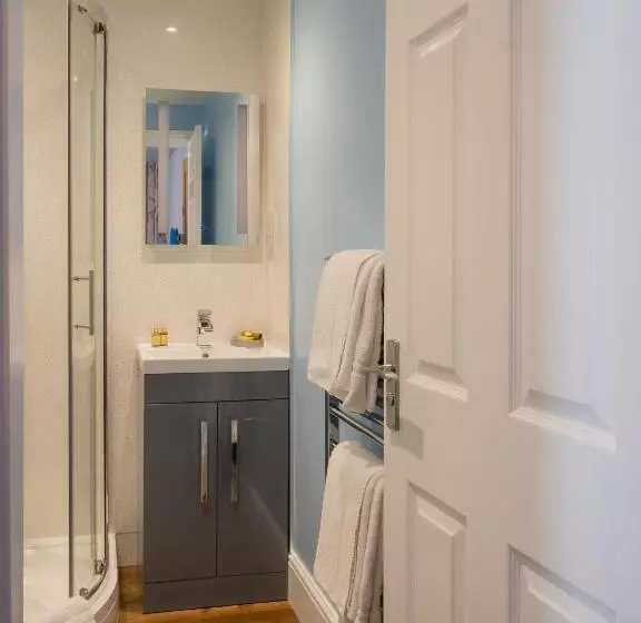 ホテル The George Country Inn, Wath