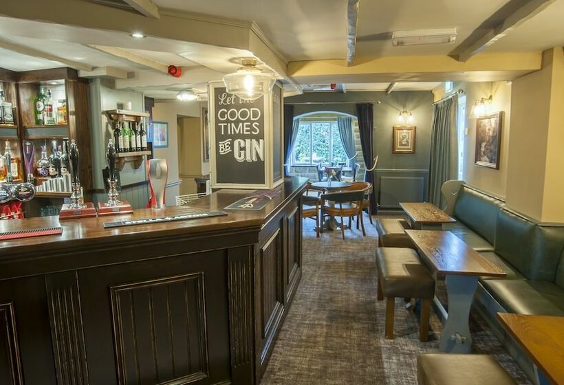 فندق The Plough   Room Only