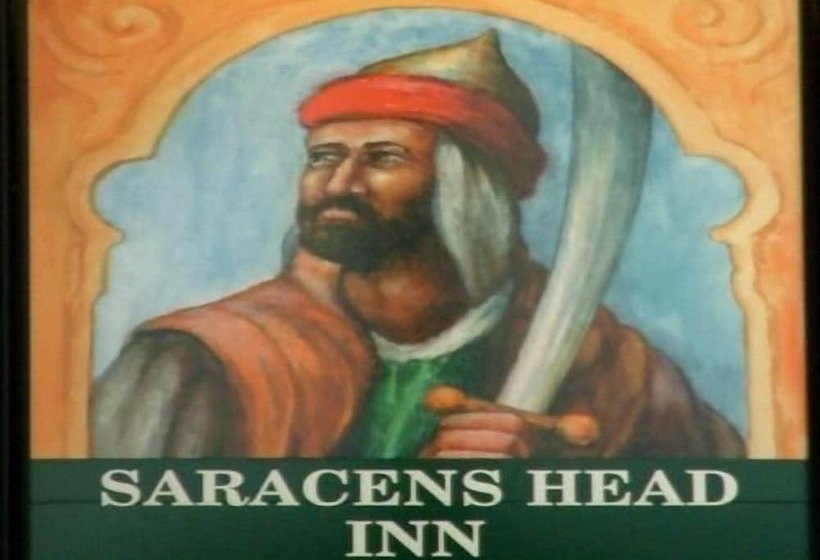 호텔 The Saracens Head Inn